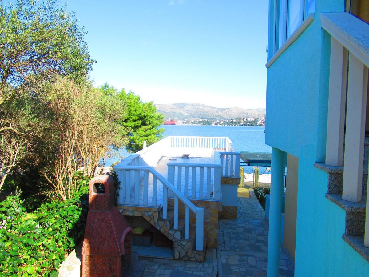 Marcel Apartment Mit Meerblick Trogir Ngoại thất bức ảnh