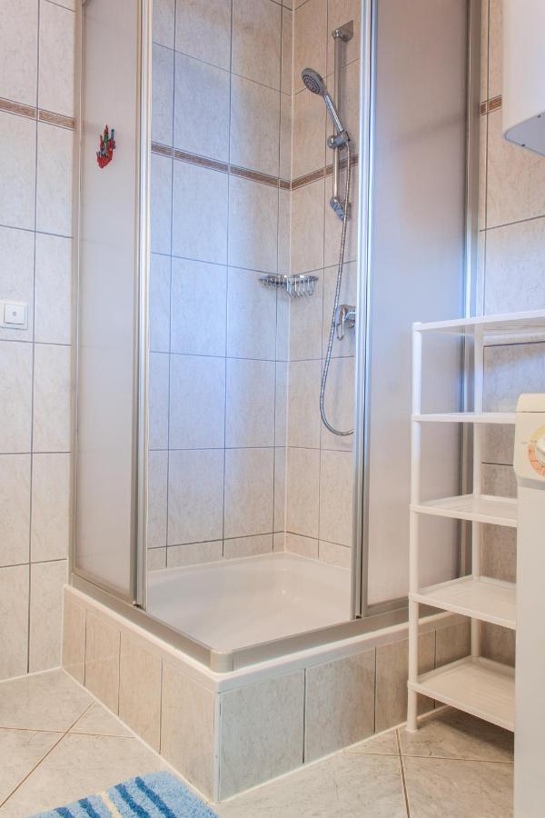Marcel Apartment Mit Meerblick Trogir Ngoại thất bức ảnh